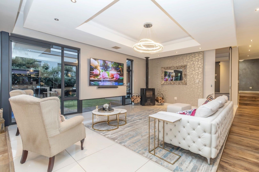 4 Bedroom Property for Sale in Waterfall Country Estate Gauteng