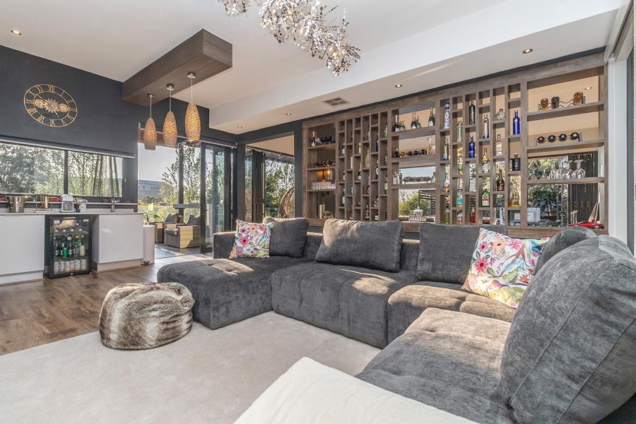 4 Bedroom Property for Sale in Waterfall Country Estate Gauteng