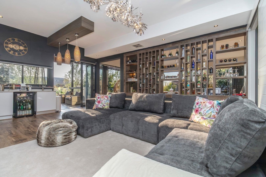 4 Bedroom Property for Sale in Waterfall Country Estate Gauteng