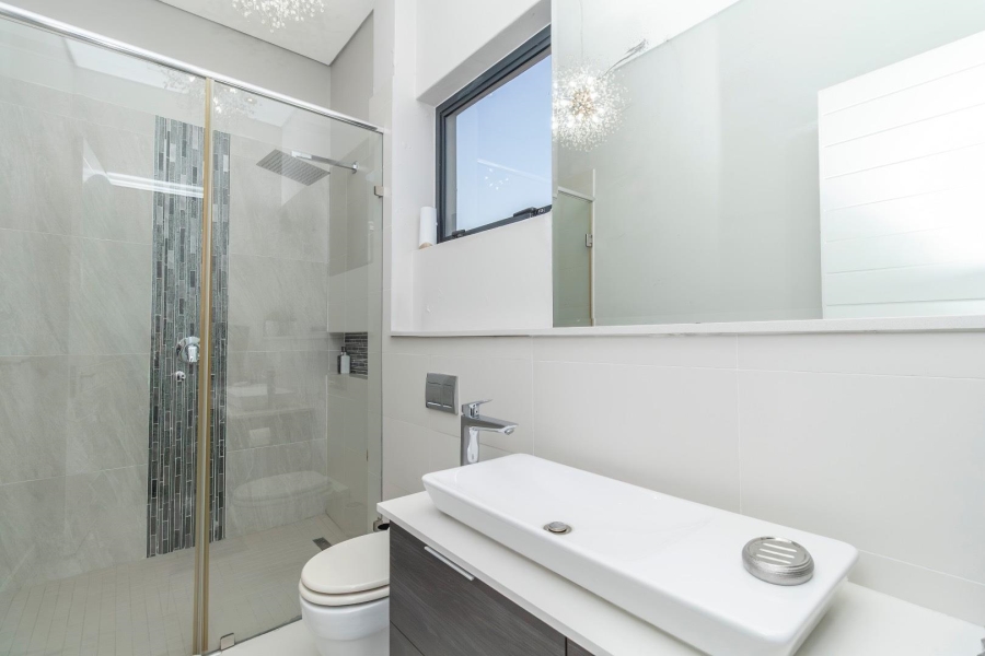 4 Bedroom Property for Sale in Waterfall Country Estate Gauteng
