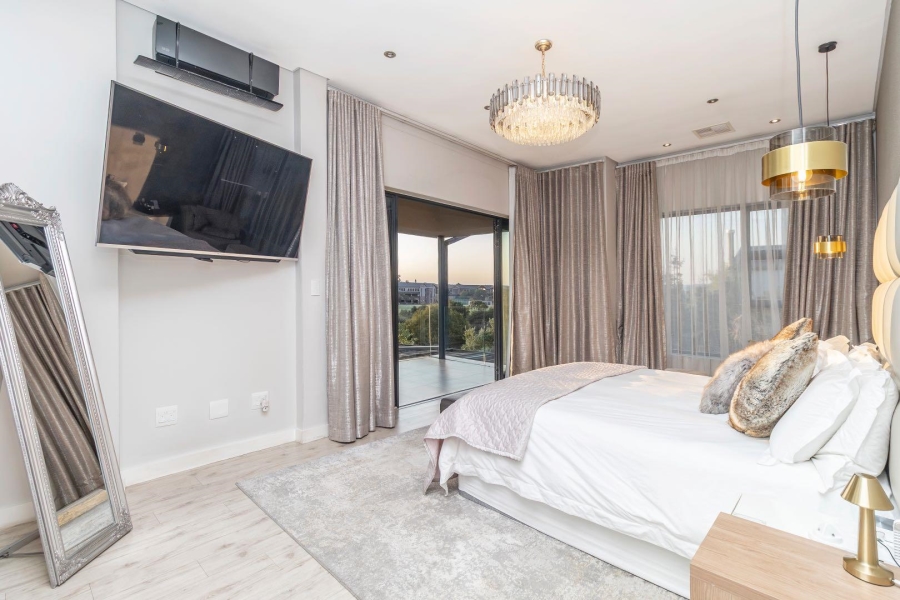 4 Bedroom Property for Sale in Waterfall Country Estate Gauteng