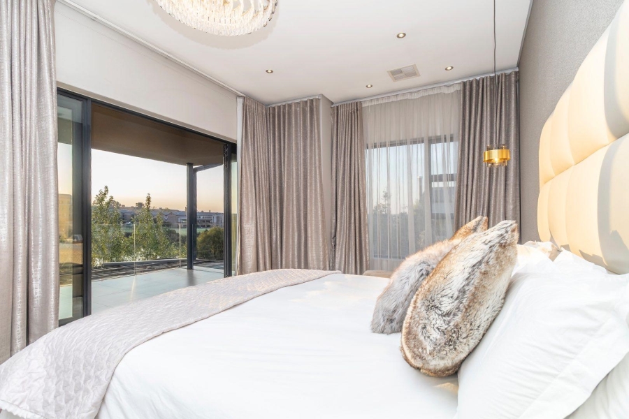4 Bedroom Property for Sale in Waterfall Country Estate Gauteng