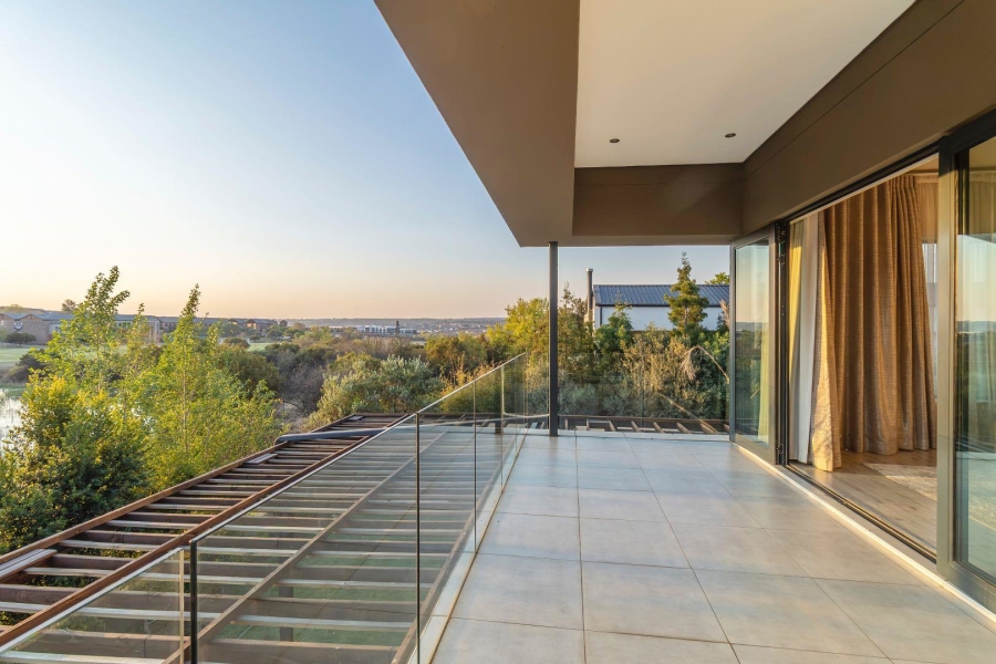 4 Bedroom Property for Sale in Waterfall Country Estate Gauteng