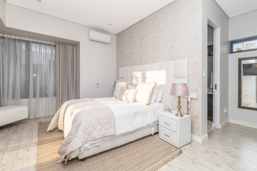 4 Bedroom Property for Sale in Waterfall Country Estate Gauteng