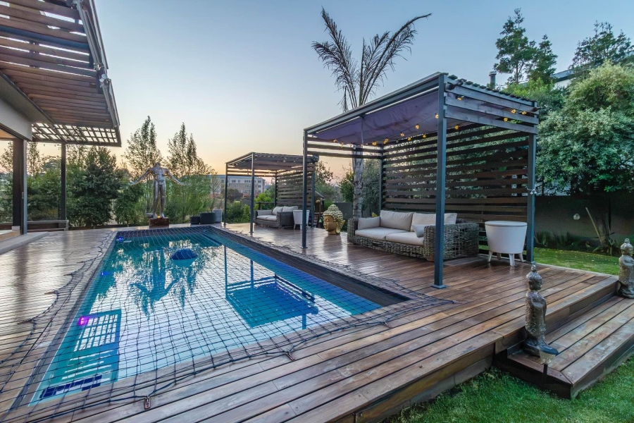 4 Bedroom Property for Sale in Waterfall Country Estate Gauteng