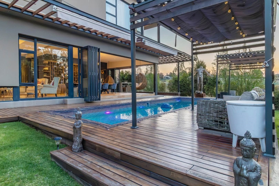 4 Bedroom Property for Sale in Waterfall Country Estate Gauteng