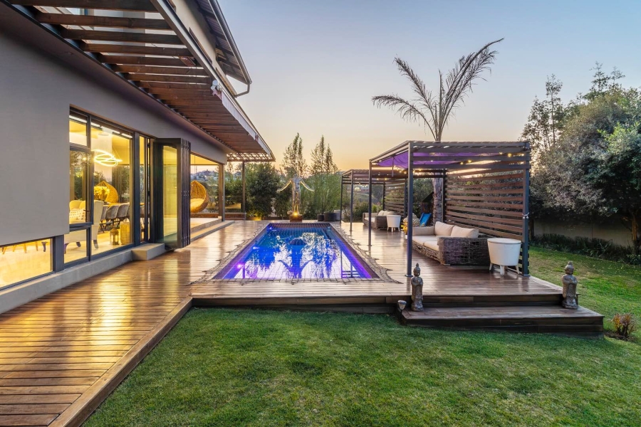 4 Bedroom Property for Sale in Waterfall Country Estate Gauteng