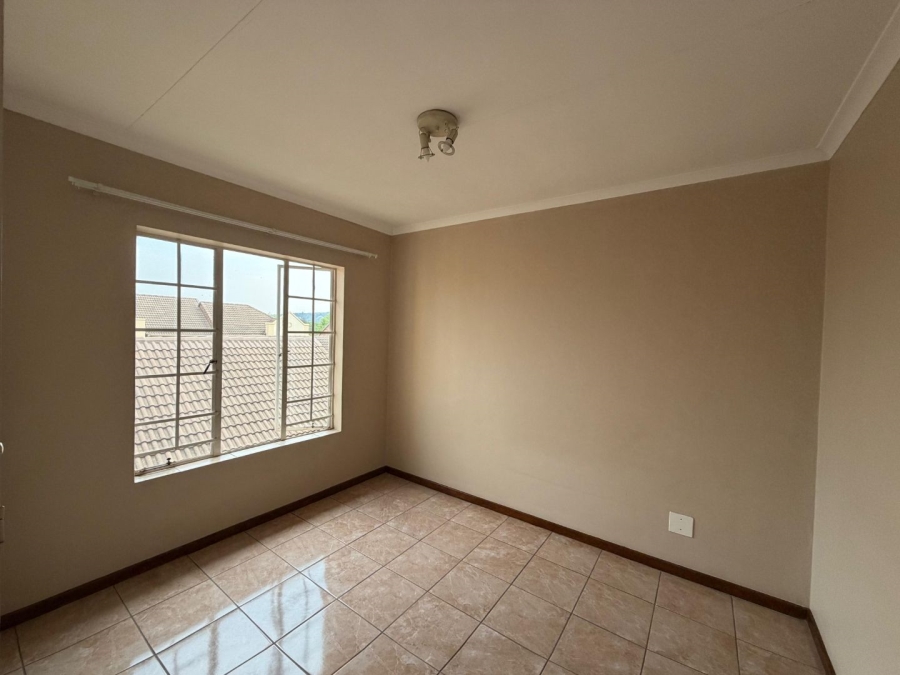 To Let 2 Bedroom Property for Rent in Olympus AH Gauteng