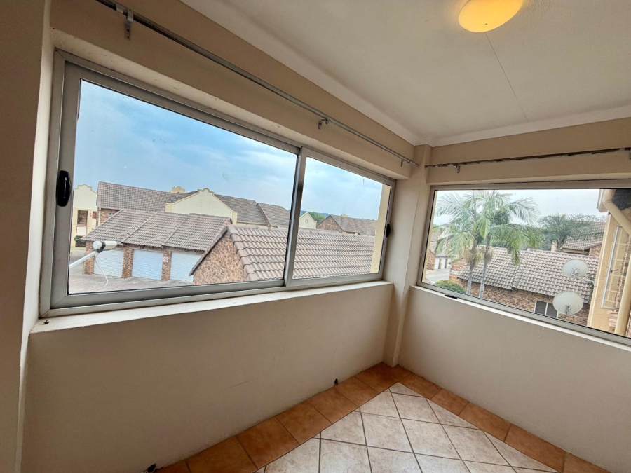 To Let 2 Bedroom Property for Rent in Olympus AH Gauteng