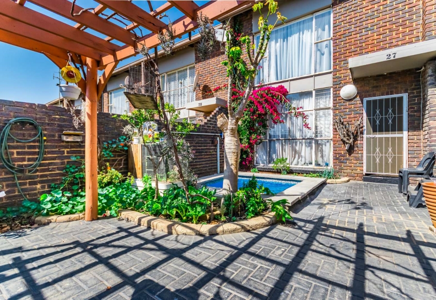 3 Bedroom Property for Sale in Groblerpark Gauteng