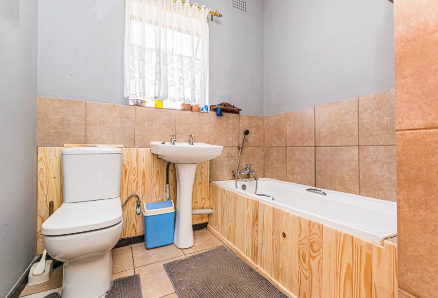 3 Bedroom Property for Sale in Groblerpark Gauteng
