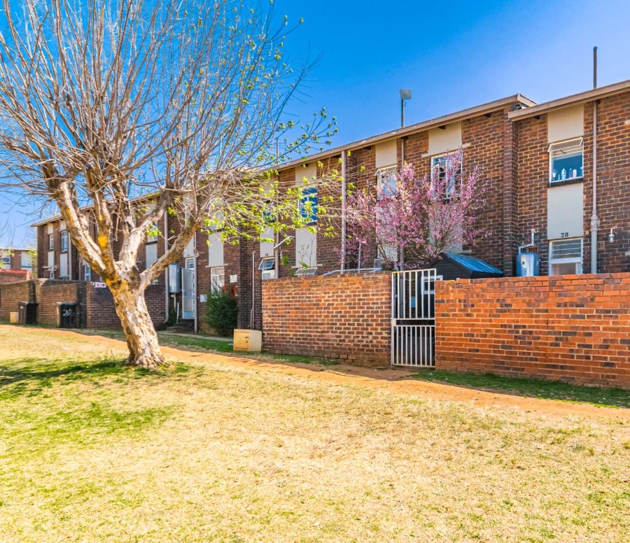 3 Bedroom Property for Sale in Groblerpark Gauteng