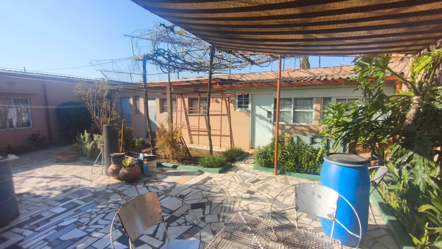10 Bedroom Property for Sale in La Rochelle Gauteng