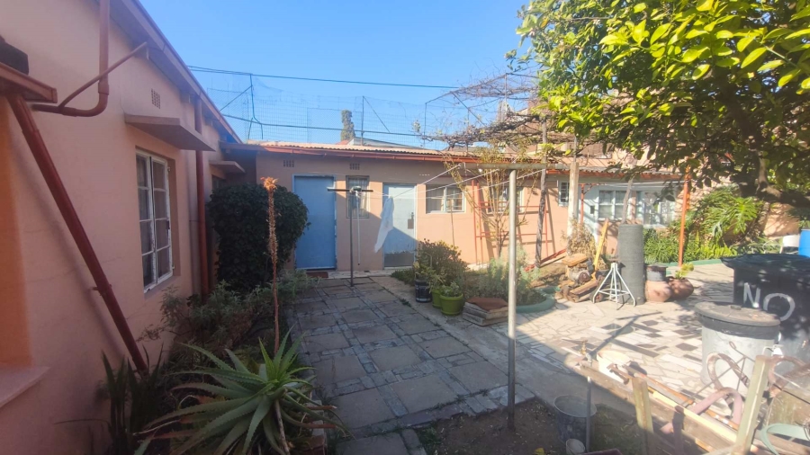 10 Bedroom Property for Sale in La Rochelle Gauteng