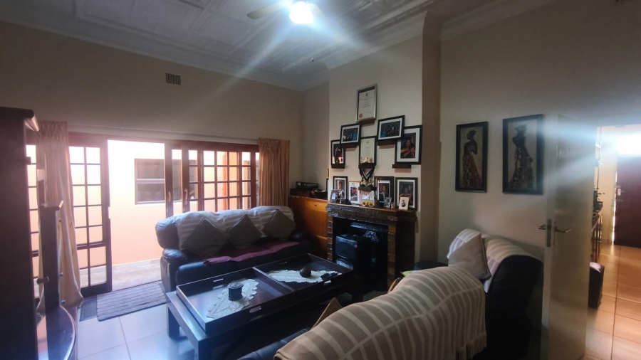 10 Bedroom Property for Sale in La Rochelle Gauteng