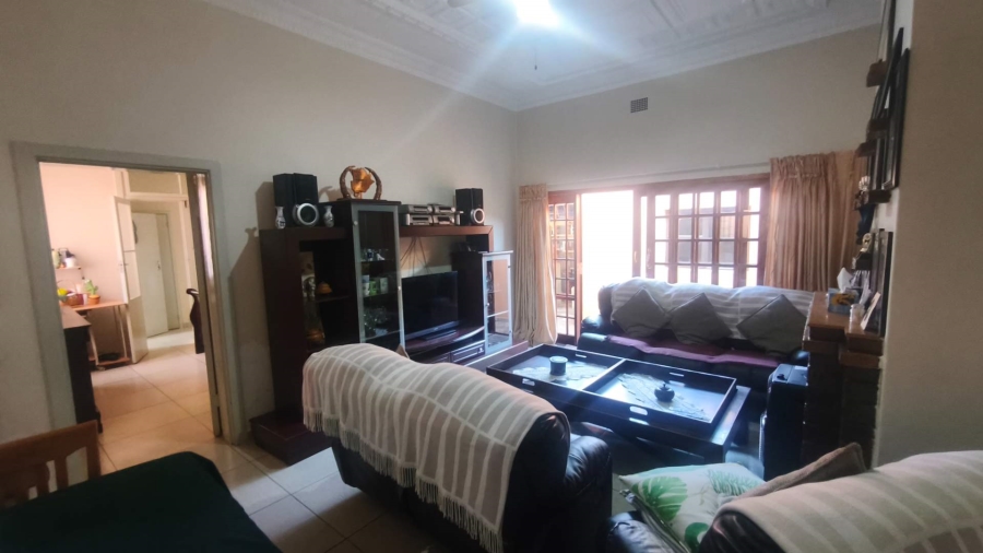 10 Bedroom Property for Sale in La Rochelle Gauteng
