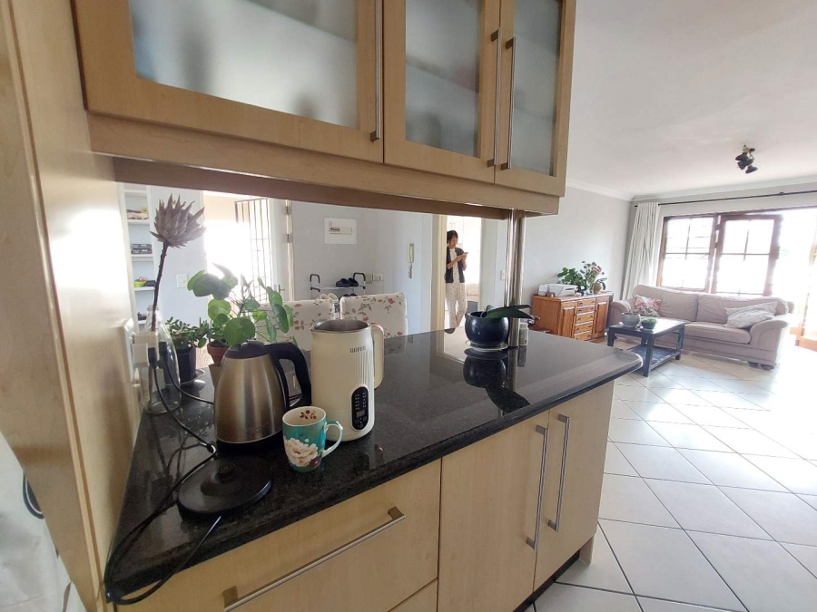 1 Bedroom Property for Sale in Edenburg Gauteng