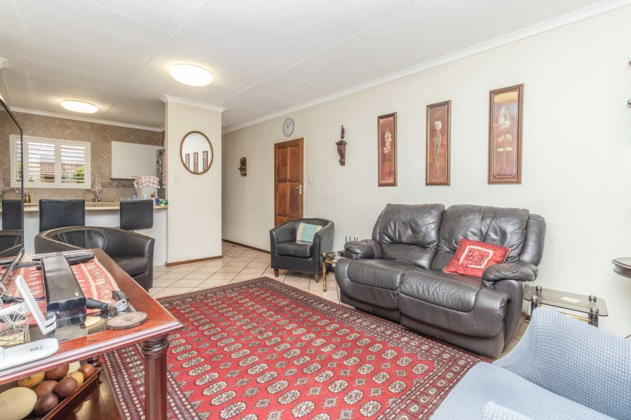 2 Bedroom Property for Sale in Weltevreden Park Gauteng