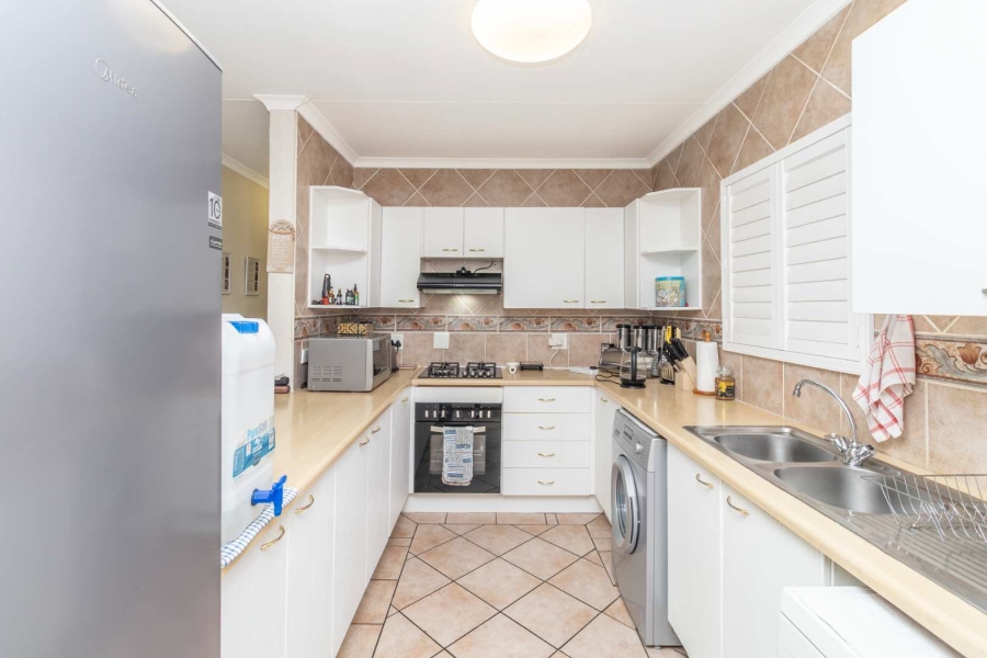 2 Bedroom Property for Sale in Weltevreden Park Gauteng