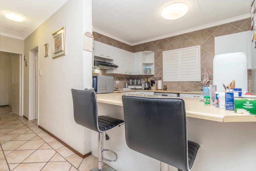 2 Bedroom Property for Sale in Weltevreden Park Gauteng