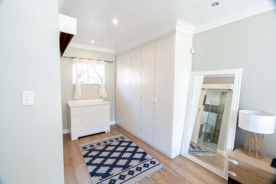 To Let 4 Bedroom Property for Rent in Olivedale Gauteng