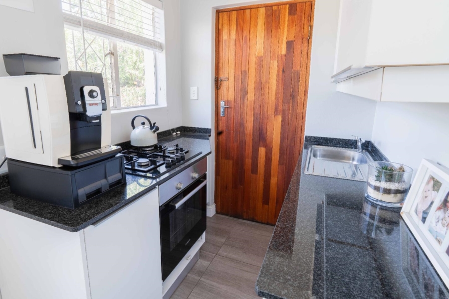 To Let 4 Bedroom Property for Rent in Olivedale Gauteng