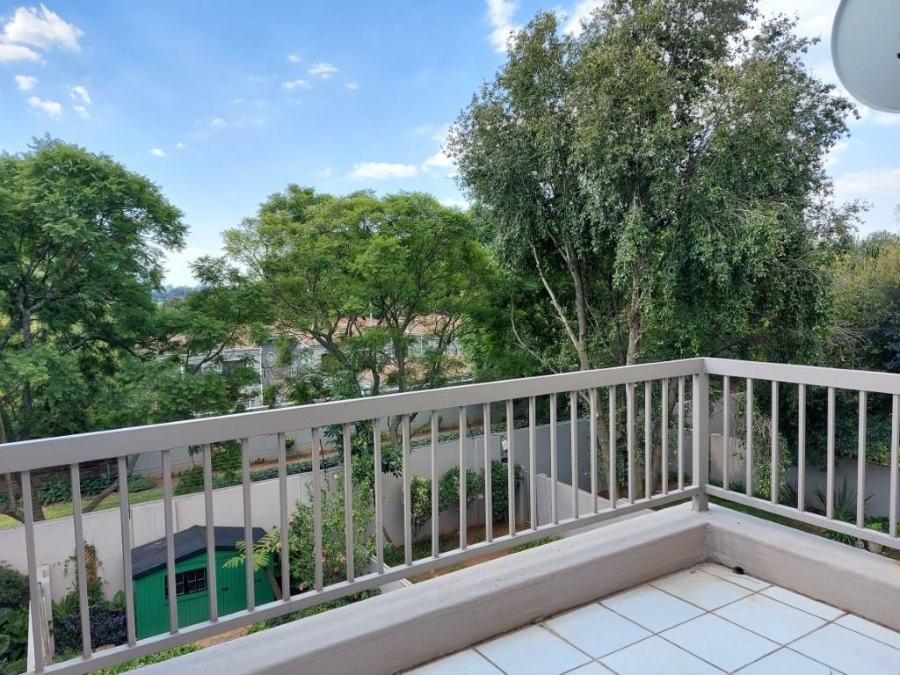 1 Bedroom Property for Sale in Oaklands Gauteng
