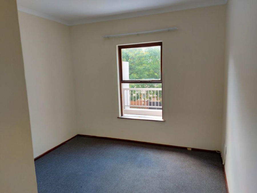 1 Bedroom Property for Sale in Oaklands Gauteng