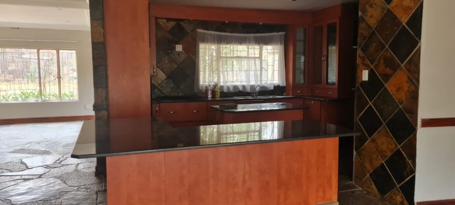6 Bedroom Property for Sale in Equestria Gauteng