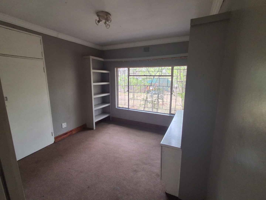 6 Bedroom Property for Sale in Equestria Gauteng