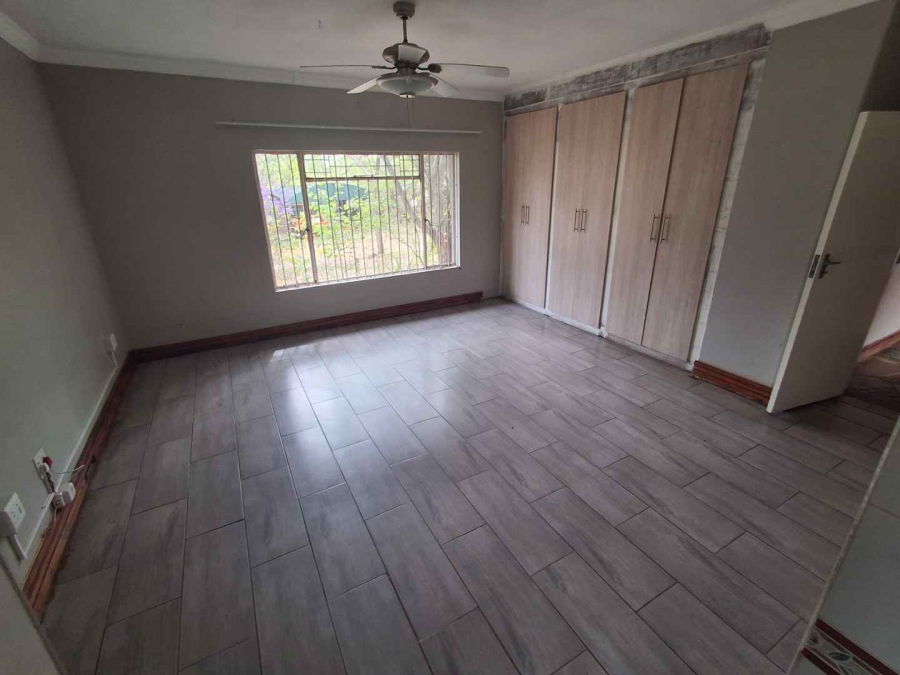 6 Bedroom Property for Sale in Equestria Gauteng