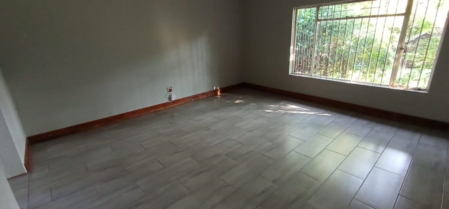 6 Bedroom Property for Sale in Equestria Gauteng