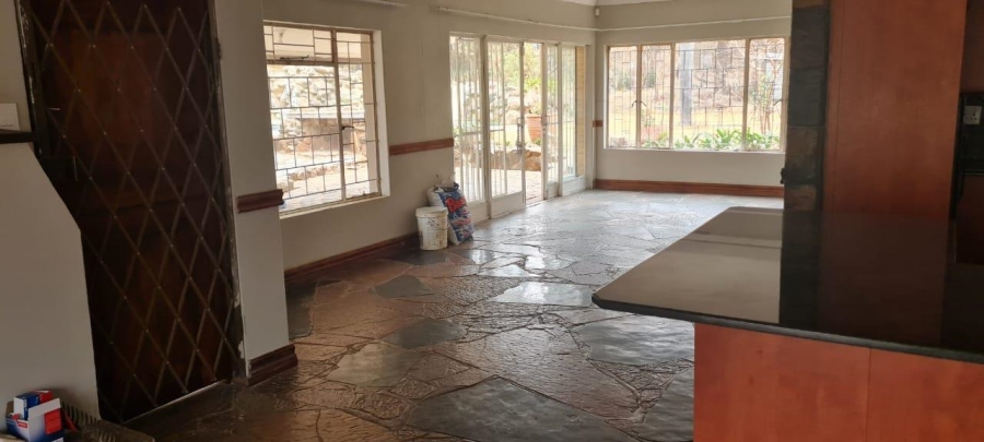 6 Bedroom Property for Sale in Equestria Gauteng