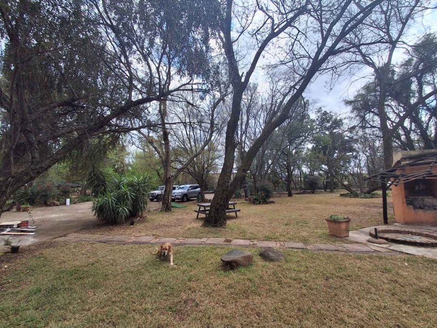 6 Bedroom Property for Sale in Equestria Gauteng