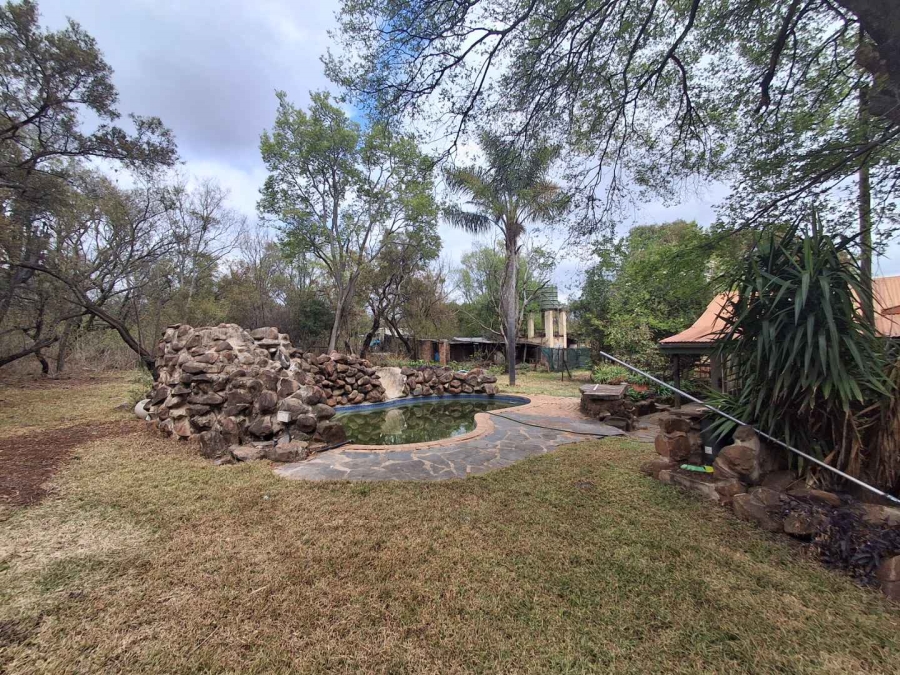 6 Bedroom Property for Sale in Equestria Gauteng