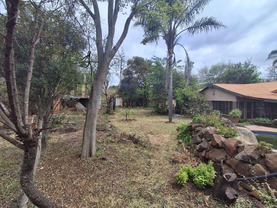 6 Bedroom Property for Sale in Equestria Gauteng