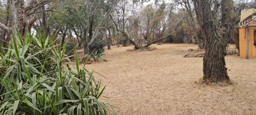 6 Bedroom Property for Sale in Equestria Gauteng