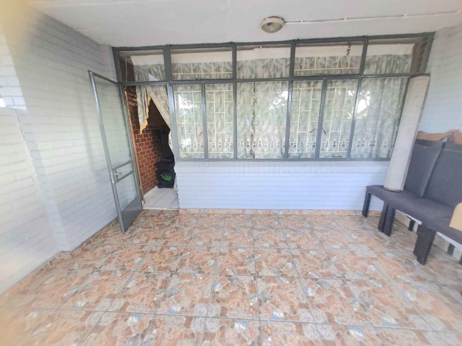 To Let 3 Bedroom Property for Rent in Silverton Gauteng