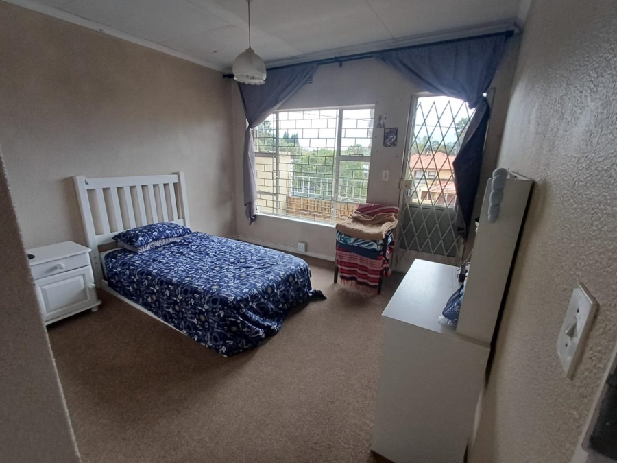 3 Bedroom Property for Sale in Oakdene Gauteng
