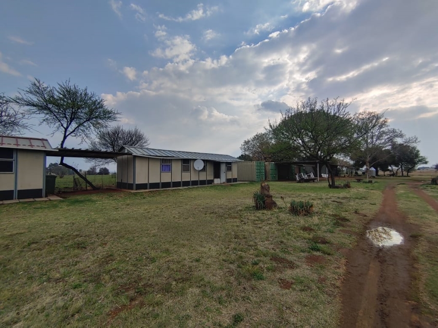 12 Bedroom Property for Sale in Mooilande Gauteng
