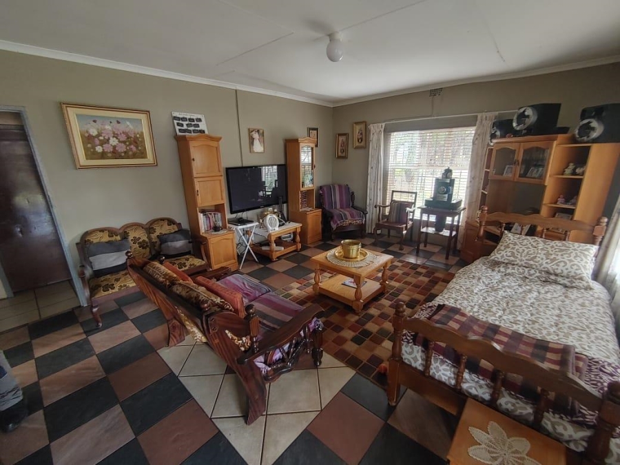 12 Bedroom Property for Sale in Mooilande Gauteng
