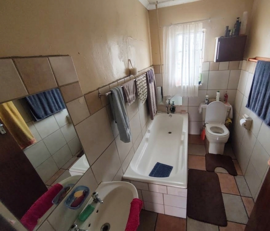 12 Bedroom Property for Sale in Mooilande Gauteng