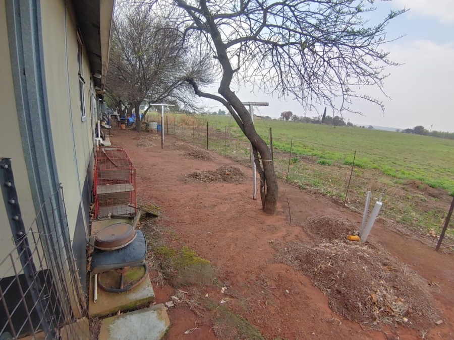 12 Bedroom Property for Sale in Mooilande Gauteng