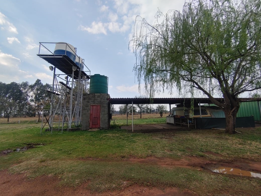 12 Bedroom Property for Sale in Mooilande Gauteng