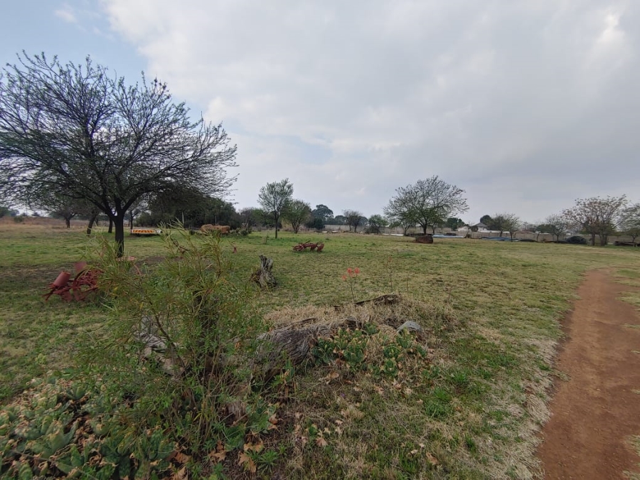 12 Bedroom Property for Sale in Mooilande Gauteng