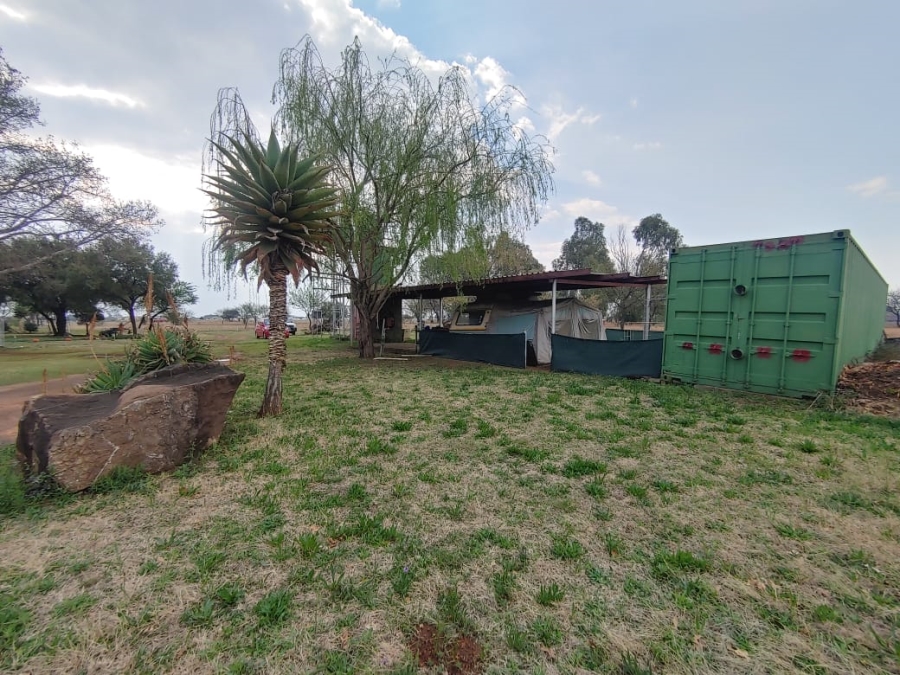 12 Bedroom Property for Sale in Mooilande Gauteng