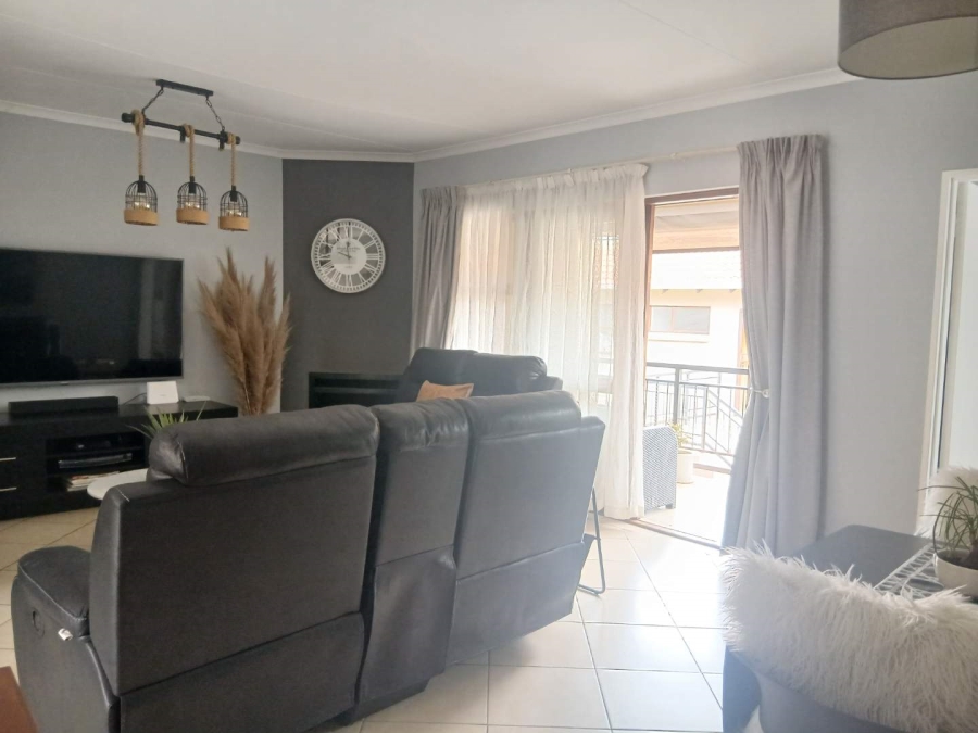 2 Bedroom Property for Sale in Meyersdal Gauteng