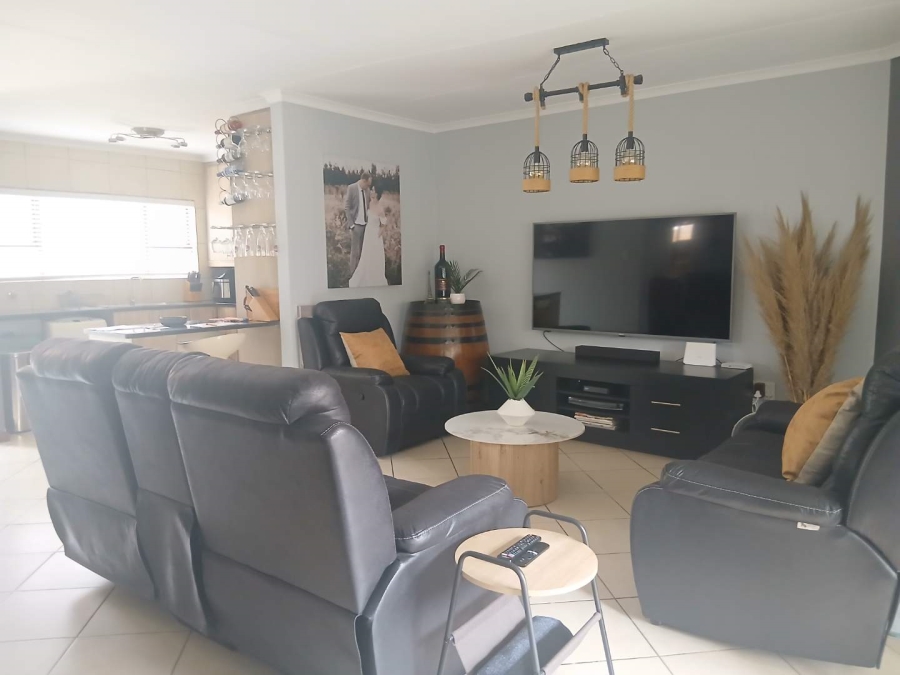2 Bedroom Property for Sale in Meyersdal Gauteng