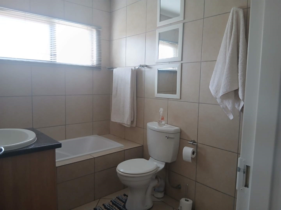 2 Bedroom Property for Sale in Meyersdal Gauteng