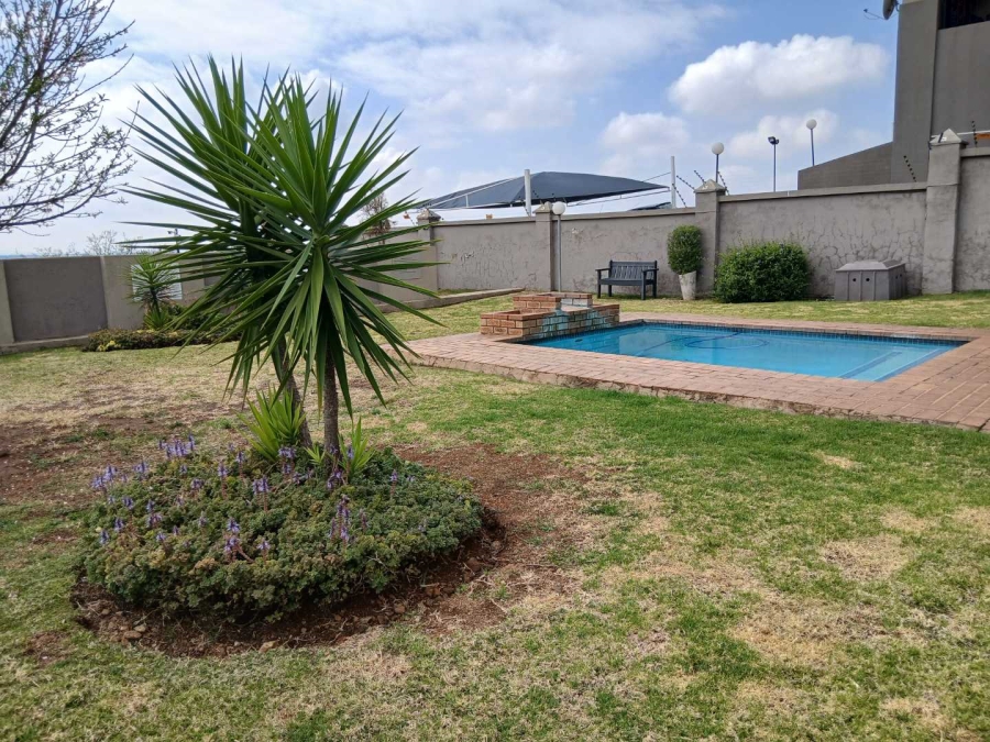2 Bedroom Property for Sale in Meyersdal Gauteng